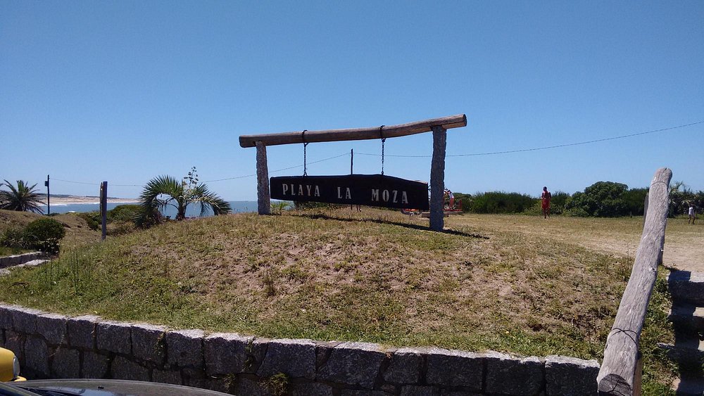 Playa La Moza en Santa Teresa