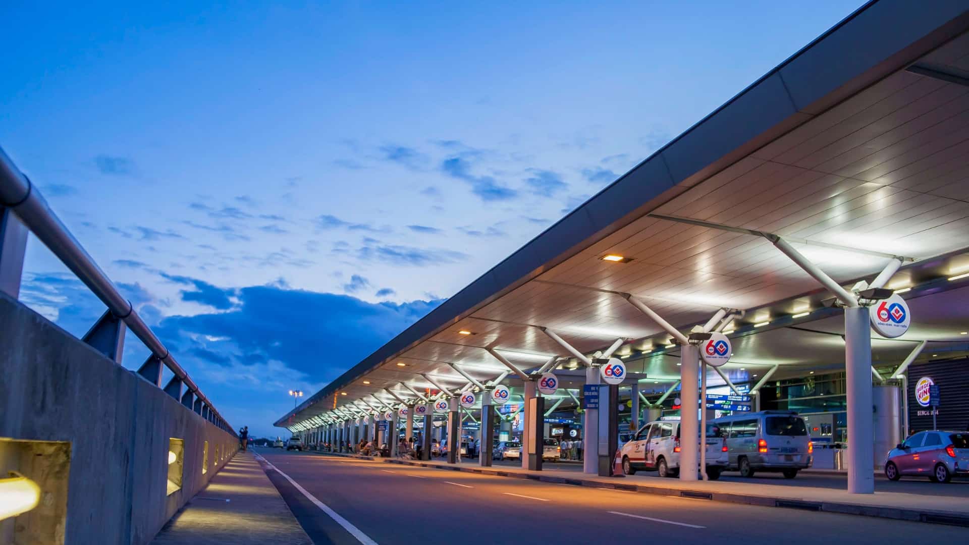 Ómnibus, transfer o taxi del Aeropuerto de Carrasco a Punta del Este
